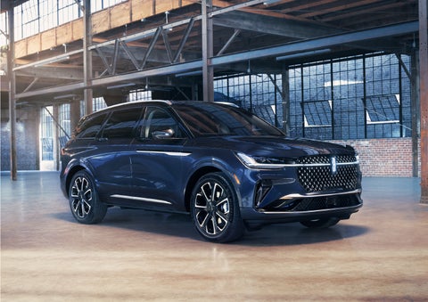 A 2024 Lincoln Nautilus® SUV is parked in an industrial space. | Vision Lincoln in Wahpeton ND